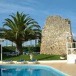 Torre Velha Al 3* Αλμπουφέιρα