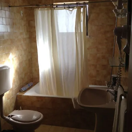 בית הארחה Torre Velha Al אלבופיירה