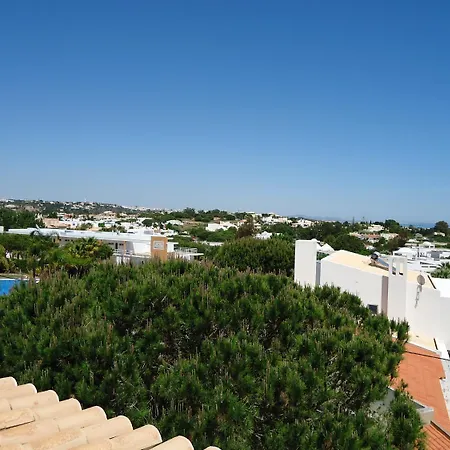 Guest house Torre Velha Al 3*