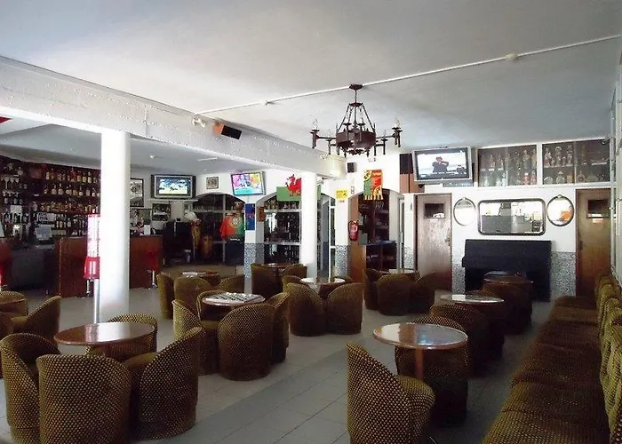 Torre Velha Al Pensionat Albufeira