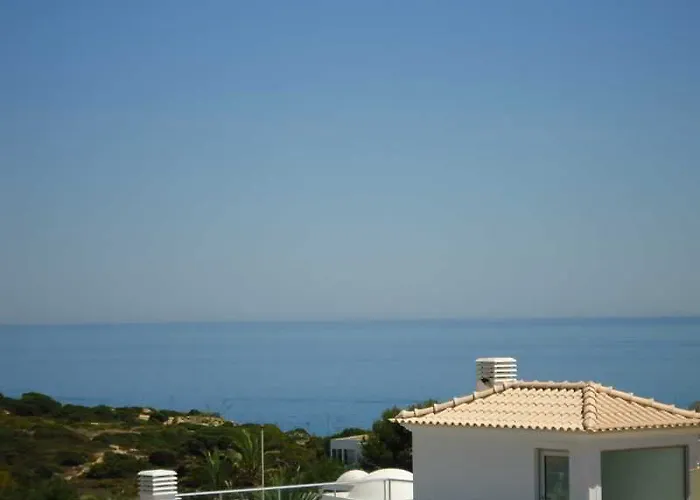 Torre Velha Al Pensionat 3*